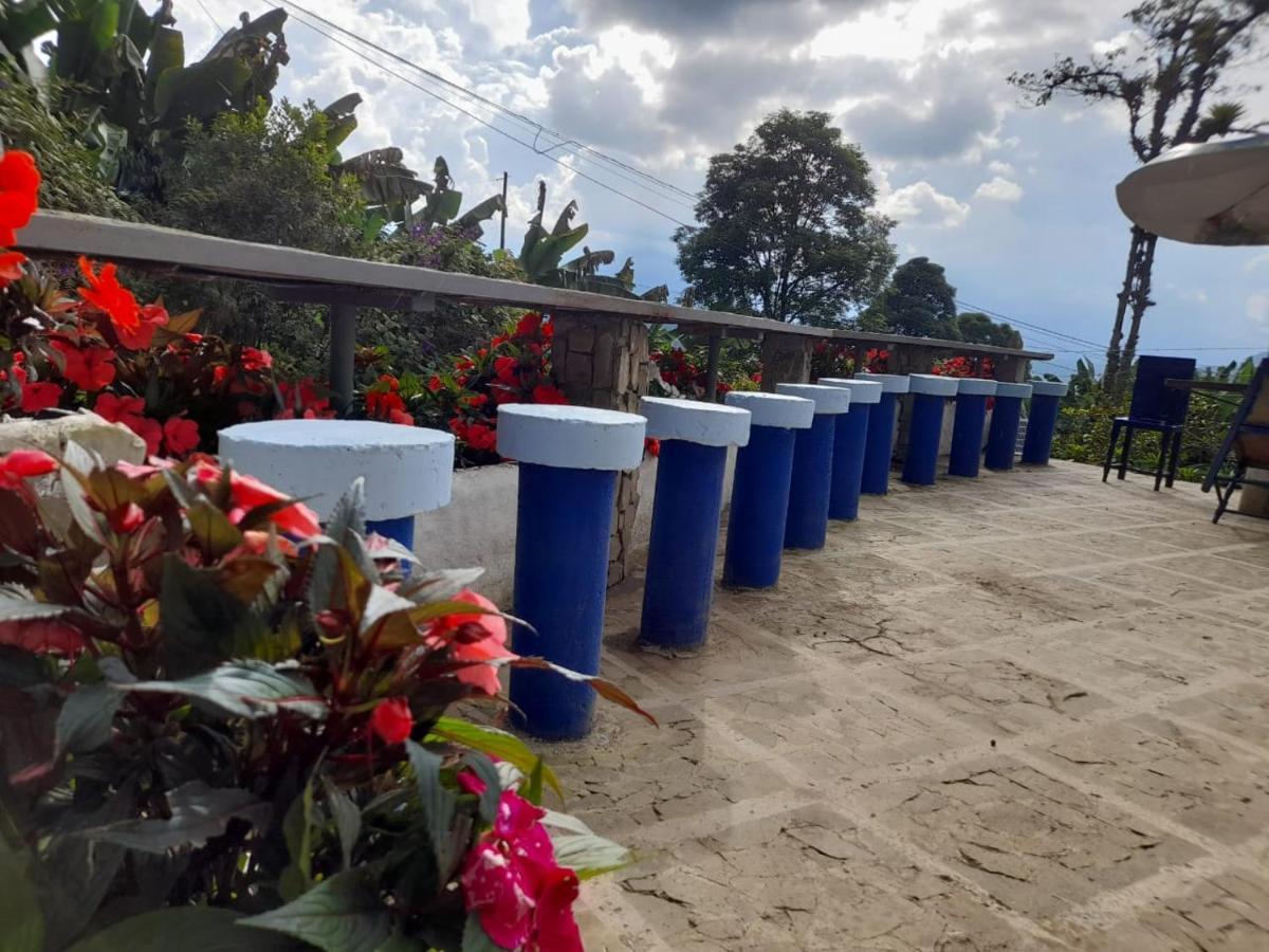 Hotel Vista Farallones Jardín Eksteriør billede
